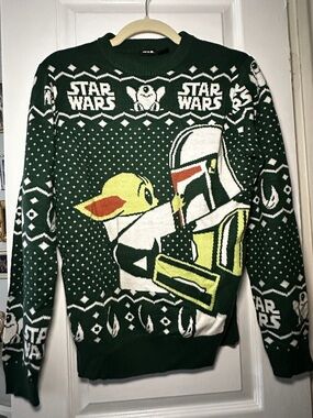 Star Wars Men's Green Mandalorian & Grogu Crewneck Sweater